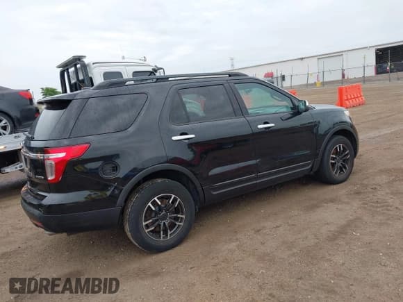 ✅ 2014 Ford Explorer • VIN: 1FM5K8B80EGB50654 • Lot: 42564819. Listed on IAAI with 175,589 mi. Free auction sales archive from the USA and detailed vehicle history report at DreamBid. Image 4.