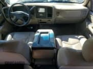 ✅ 2006 Chevrolet Silverado 2500HD LT3 • VIN: 1GCHK23D86F200833 • Lot: 81657075. Listed on Copart with 153,817 mi. Free auction sales archive from the USA and detailed vehicle history report at DreamBid. Image 8.