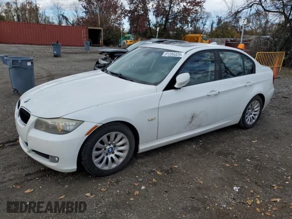 ✅ 2009 BMW 3 Series 328i • VIN: WBAPH73559A171855 • Lot: 91285325. Listed on Copart with 261,391 mi. Free auction sales archive from the USA and detailed vehicle history report at DreamBid. Image 1.