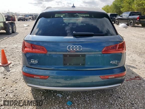 ✅ 2018 Audi Q5 Premium Plus • VIN: WA1BNAFY5J2084846 • Lot: 90057205. Listed on Copart with 30,436 mi. Free auction sales archive from the USA and detailed vehicle history report at DreamBid. Image 6.
