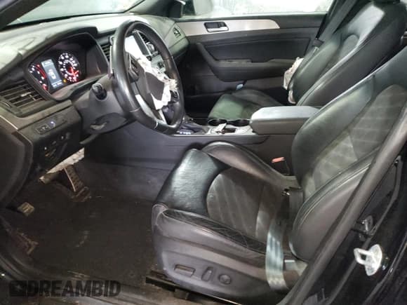 ✅ 2018 Hyundai Sonata Limited • VIN: 5NPE34AF1JH606368 • Lot: 71903102. Listed on Copart with 49,168 mi. Free auction sales archive from the USA and detailed vehicle history report at DreamBid. Image 7.