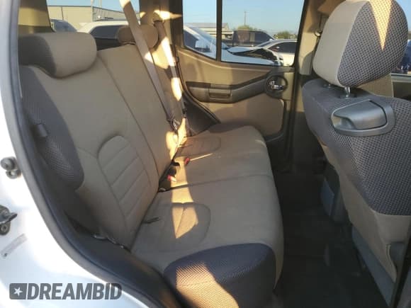 ✅ 2005 Nissan Xterra S • VIN: 5N1AN08U35C650231 • Lot: 54184965. Wystawiony na Copart z przebiegiem Nie podano. Bezpłatny archiwum sprzedaży aukcyjnych z USA i szczegółowy raport historii pojazdu na DreamBid. Zdjęcie 11.