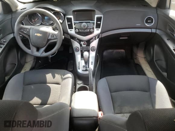 ✅ 2016 Chevrolet Cruze LT • VIN: 1G1PE5SB5G7207067 • Lot: 52690773. Listed on Copart with 69,066 mi. Free auction sales archive from the USA and detailed vehicle history report at DreamBid. Image 8.