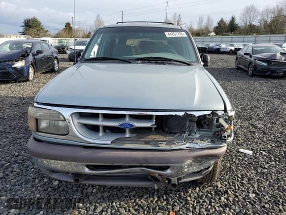 ✅ 1995 Ford Explorer Eddie Bauer • VIN: 1FMDU34X5SZB45723 • Lot: 44201785. Listed on Copart with 160,169 mi. Free auction sales archive from the USA and detailed vehicle history report at DreamBid. Image 5.