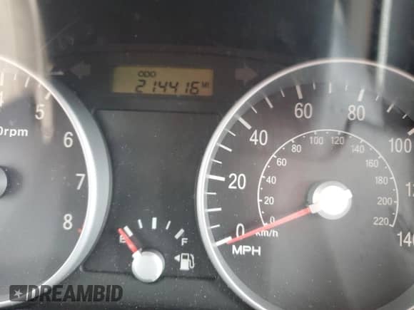 2009 Hyundai Accent Auto GS с VIN KMHCM36C09U137834, выставлен на аукционе Copart как лот 75289454 с пробегом 214 416 миль миль и Списание • Salvage title. История ставок и продаж доступна на DreamBid. Изображение 9.
