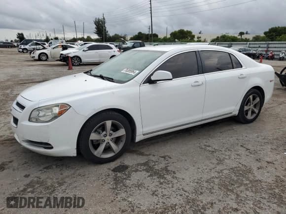 ✅ 2011 Chevrolet Malibu 1LT • VIN: 1G1ZC5E11BF176075 • Lot: 75399964. Listed on Copart with 106,285 mi. Free auction sales archive from the USA and detailed vehicle history report at DreamBid. Image 1.