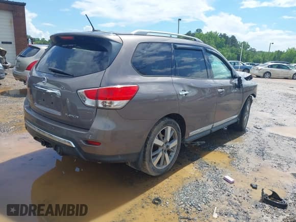 ✅ 2014 Nissan Pathfinder SL • VIN: 5N1AR2MN0EC639332 • Lot: 42238169. Listed on IAAI with 153,704 mi. Free auction sales archive from the USA and detailed vehicle history report at DreamBid. Image 4.