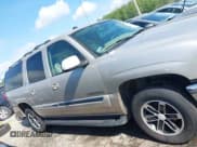 ✅ 2004 GMC Yukon XL SLT • VIN: 3GKFK16Z54G156475 • Lot: 42165687. Listed on IAAI with 244,169 mi. Free auction sales archive from the USA and detailed vehicle history report at DreamBid. Image 13.