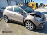 ✅ 2014 Buick Encore Premium • VIN: KL4CJDSB5EB637407 • Lot: 91015225. Wystawiony na Copart z przebiegiem 109 484 mil. Bezpłatny archiwum sprzedaży aukcyjnych z USA i szczegółowy raport historii pojazdu na DreamBid. Zdjęcie 4.