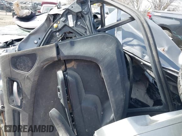 ✅ 2012 Chrysler 300 S • VIN: 2C3CCABG5CH129778 • Лот: 41824816. Опубликован ранее на IAAI с пробегом Не указан. Бесплатный доступ к архиву аукционных продаж из США и подробный отчёт об истории автомобиля на DreamBid. Изображение 7.