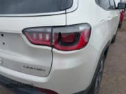 ✅ 2018 Jeep Compass Limited • VIN: 3C4NJDCBXJT100358 • Lot: 42107674. Listed on IAAI with 82,302 mi. Free auction sales archive from the USA and detailed vehicle history report at DreamBid. Image 6.