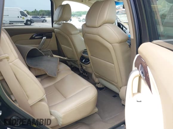 ✅ 2012 Acura MDX Technology • VIN: 2HNYD2H33CH544522 • Лот: 43216497. Опубликован ранее на IAAI с пробегом 190 156 миль. Бесплатный доступ к архиву аукционных продаж из США и подробный отчёт об истории автомобиля на DreamBid. Изображение 8.