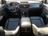 ✅ 2022 Volkswagen Atlas SE • VIN: 1V2JC2CA6NC202891 • Lot: 65424014. Listed on Copart with 28,589 mi. Free auction sales archive from the USA and detailed vehicle history report at DreamBid. Image 8.