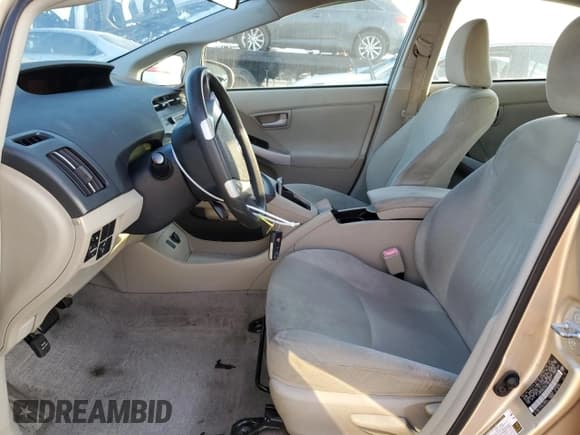 ✅ 2011 Toyota Prius III • VIN: JTDKN3DU2B1424947 • Lot: 91760005. Wystawiony na Copart z przebiegiem 312 316 mil. Bezpłatny archiwum sprzedaży aukcyjnych z USA i szczegółowy raport historii pojazdu na DreamBid. Zdjęcie 7.