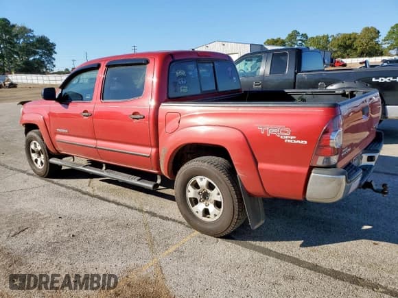 ✅ 2011 Toyota Tacoma PreRunner • VIN: 5TFJU4GN2BX011979 • Lot: 91303405. Listed on Copart with 235,826 mi. Free auction sales archive from the USA and detailed vehicle history report at DreamBid. Image 2.