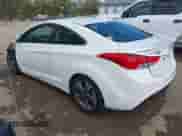 2013 Hyundai Elantra GS z VIN KMHDH6AE1DU013129, wystawiony jako IAAI lot #43430276 z przebiegiem 183 292 mil mil oraz . Historia ofert i sprzedaży dostępna na DreamBid. Obrazek 3.