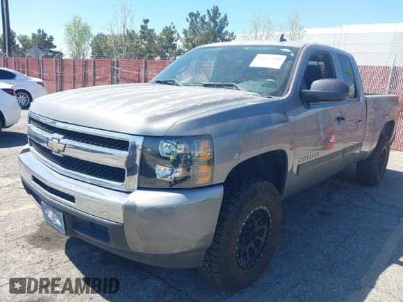 ✅ 2009 Chevrolet Silverado 1500 • VIN: 2GCEC290691114694 • Lot: 41857504. Wystawiony na IAAI z przebiegiem 188 705 mil. Bezpłatny archiwum sprzedaży aukcyjnych z USA i szczegółowy raport historii pojazdu na DreamBid. Zdjęcie 6.