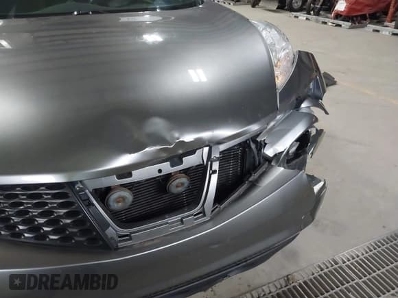 ✅ 2011 Nissan Juke SL • VIN: JN8AF5MV1BT028708 • Лот: 42001833. Опубликован ранее на IAAI с пробегом 167 580 миль. Бесплатный доступ к архиву аукционных продаж из США и подробный отчёт об истории автомобиля на DreamBid. Изображение 6.