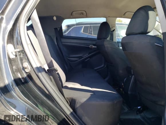 ✅ 2010 Toyota Matrix • VIN: 2T1KU4EE3AC475920 • Lot: 82258695. Listed on Copart with 194,896 mi. Free auction sales archive from the USA and detailed vehicle history report at DreamBid. Image 10.