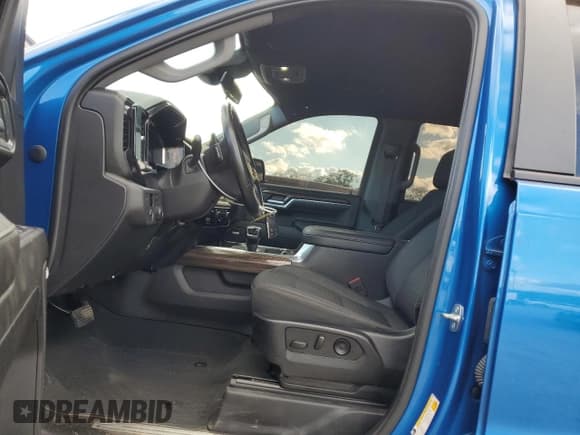 ✅ 2023 Chevrolet Silverado 1500 LT Trail Boss • VIN: 3GCUDFED1PG281106 • Лот: 89724555. Опубликован ранее на Copart с пробегом 59 674 миль. Бесплатный доступ к архиву аукционных продаж из США и подробный отчёт об истории автомобиля на DreamBid. Изображение 7.