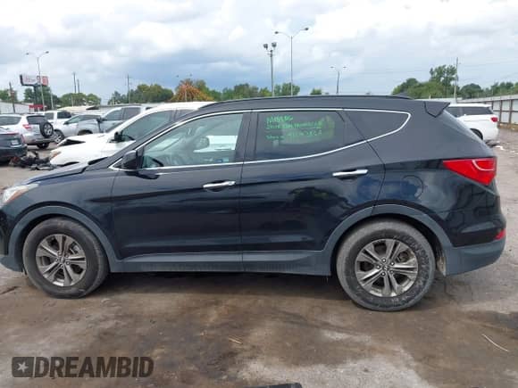 2014 Hyundai Santa Fe с VIN 5XYZU3LB0EG187445, выставлен на аукционе IAAI как лот 43295530 с пробегом 117 959 миль миль и . История ставок и продаж доступна на DreamBid. Изображение 14.