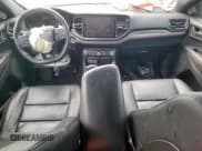 ✅ 2023 Dodge Durango GT • VIN: 1C4RDHDG9PC589866 • Lot: 60899155. Wystawiony na Copart z przebiegiem Nie podano. Bezpłatny archiwum sprzedaży aukcyjnych z USA i szczegółowy raport historii pojazdu na DreamBid. Zdjęcie 8.