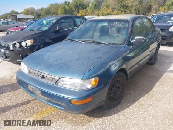 ✅ 1993 Toyota Corolla DLX • VIN: 1NXAE09E8PZ090484 • Lot: 43775718. Listed on IAAI with 256,263 mi. Free auction sales archive from the USA and detailed vehicle history report at DreamBid. Image 2.