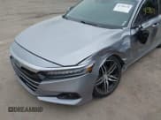 ✅ 2022 Honda Accord Touring • VIN: 1HGCV3F9XNA006641 • Lot: 42346228. Wystawiony na IAAI z przebiegiem 71 411 mil. Bezpłatny archiwum sprzedaży aukcyjnych z USA i szczegółowy raport historii pojazdu na DreamBid. Zdjęcie 6.