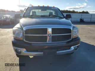 2006 Dodge 1500 SLT z VIN 1D7HU162X6J142516, wystawiony jako Copart lot #76554474 z przebiegiem 190 438 mil mil oraz Czysty tytuł • Clean title. Historia ofert i sprzedaży dostępna na DreamBid. Obrazek 5.