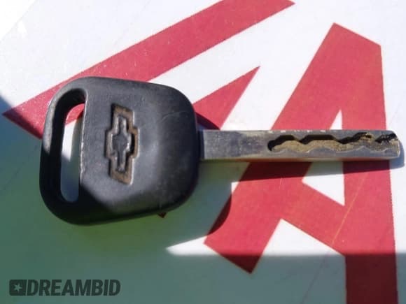 ✅ 2015 Chevrolet Silverado 1500 LT • VIN: 1GCVKREC8FZ185779 • Лот: 43517141. Опубликован ранее на IAAI с пробегом 158 049 миль. Бесплатный доступ к архиву аукционных продаж из США и подробный отчёт об истории автомобиля на DreamBid. Изображение 11.