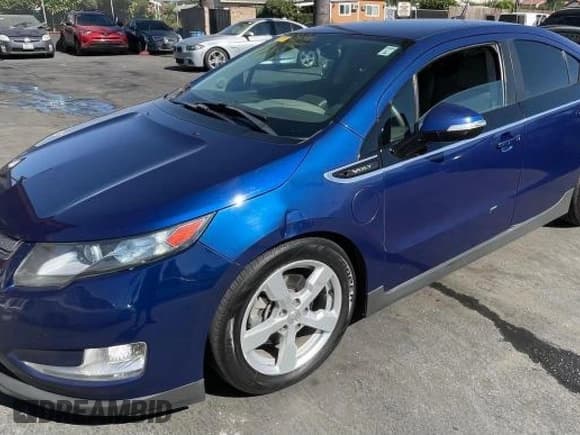 ✅ 2013 Chevrolet Volt • VIN: 1G1RE6E48DU148766 • Lot: 88367435. Wystawiony na Copart z przebiegiem 205 322 mil. Bezpłatny archiwum sprzedaży aukcyjnych z USA i szczegółowy raport historii pojazdu na DreamBid. Zdjęcie 2.