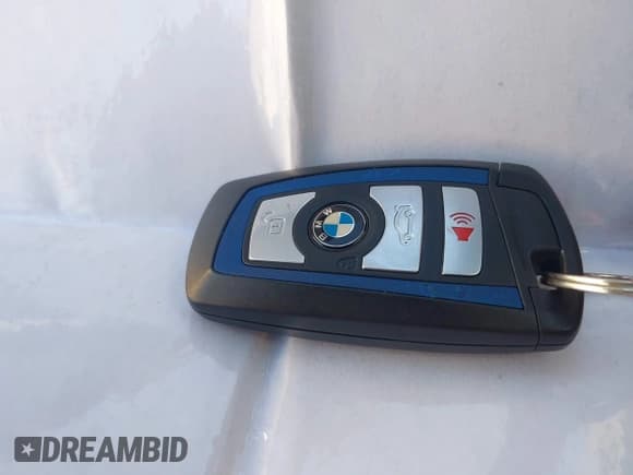 ✅ 2019 BMW 4 Series 430i • VIN: WBA4W3C58KAF93578 • Lot: 43572298. Wystawiony na IAAI z przebiegiem 65 278 mil. Bezpłatny archiwum sprzedaży aukcyjnych z USA i szczegółowy raport historii pojazdu na DreamBid. Zdjęcie 11.