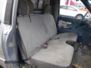 ✅ 1988 Toyota Pickup • VIN: JT4RN63A0J8010790 • Lot: 40550154. Wystawiony na IAAI z przebiegiem 373 072 mil. Bezpłatny archiwum sprzedaży aukcyjnych z USA i szczegółowy raport historii pojazdu na DreamBid. Zdjęcie 8.