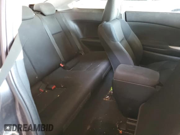 ✅ 2015 Honda Civic LX • VIN: 2HGFG3B58FH504110 • Lot: 84630645. Listed on Copart with 121,518 mi. Free auction sales archive from the USA and detailed vehicle history report at DreamBid. Image 10.