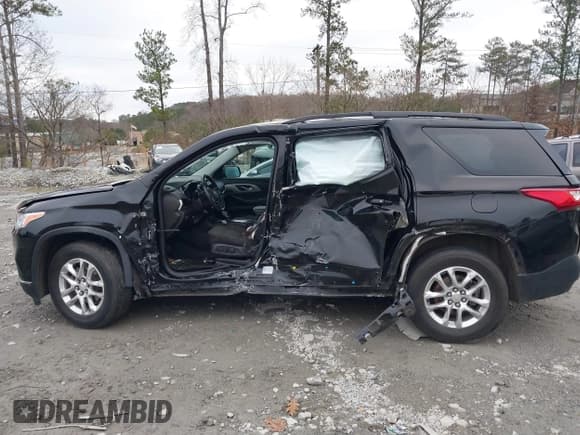 ✅ 2021 Chevrolet Traverse LT Cloth • VIN: 1GNEVMKW0MJ155431 • Lot: 41113094. Wystawiony na IAAI z przebiegiem Nie podano. Bezpłatny archiwum sprzedaży aukcyjnych z USA i szczegółowy raport historii pojazdu na DreamBid. Zdjęcie 13.