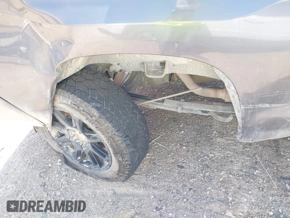 ✅ 2018 Toyota Tundra SR5 • VIN: 5TFEY5F10JX242131 • Лот: 41977889. Опубликован ранее на IAAI с пробегом 178 913 миль. Бесплатный доступ к архиву аукционных продаж из США и подробный отчёт об истории автомобиля на DreamBid. Изображение 6.