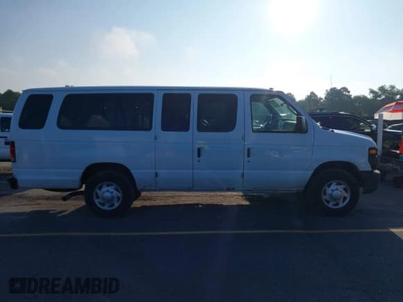✅ 2011 Ford Econoline Passenger XL • VIN: 1FBSS3BL7BDB07848 • Lot: 43039702. Listed on IAAI with 96,214 mi. Free auction sales archive from the USA and detailed vehicle history report at DreamBid. Image 13.