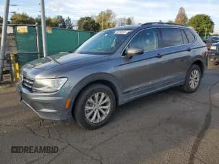 ✅ 2019 Volkswagen Tiguan SE • VIN: 3VV2B7AX5KM017028 • Лот: 80796555. Опубликован ранее на Copart с пробегом 96 063 миль. Бесплатный доступ к архиву аукционных продаж из США и подробный отчёт об истории автомобиля на DreamBid. Изображение 1.