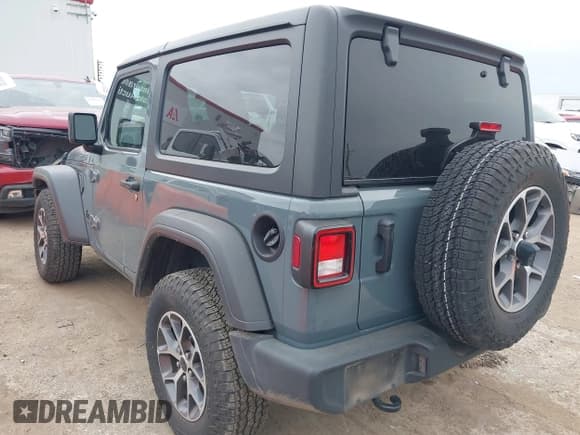 ✅ 2024 Jeep Wrangler Sport • VIN: 1C4PJXAN1RW120611 • Lot: 43155218. Wystawiony na IAAI z przebiegiem 7 817 mil. Bezpłatny archiwum sprzedaży aukcyjnych z USA i szczegółowy raport historii pojazdu na DreamBid. Zdjęcie 3.