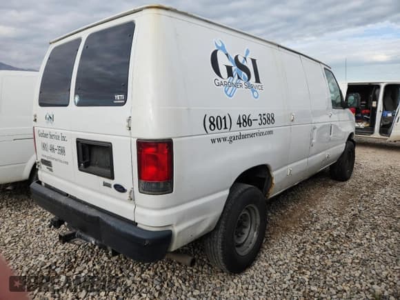 ✅ 2014 Ford Econoline Cargo Commercial • VIN: 1FTNE2EW7EDA01257 • Lot: 87116855. Listed on Copart with 290,593 mi. Free auction sales archive from the USA and detailed vehicle history report at DreamBid. Image 3.