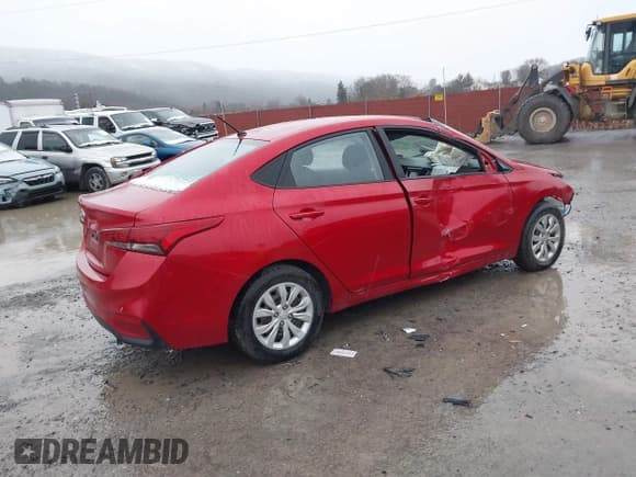 ✅ 2020 Hyundai Accent SE • VIN: 3KPC24A6XLE099469 • Лот: 40924712. Опубликован ранее на IAAI с пробегом 90 952 миль. Бесплатный доступ к архиву аукционных продаж из США и подробный отчёт об истории автомобиля на DreamBid. Изображение 4.
