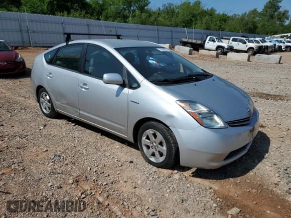 ✅ 2008 Toyota Prius • VIN: JTDKB20U887805734 • Лот: 57046005. Опубликован ранее на Copart с пробегом 245 103 миль. Бесплатный доступ к архиву аукционных продаж из США и подробный отчёт об истории автомобиля на DreamBid. Изображение 4.