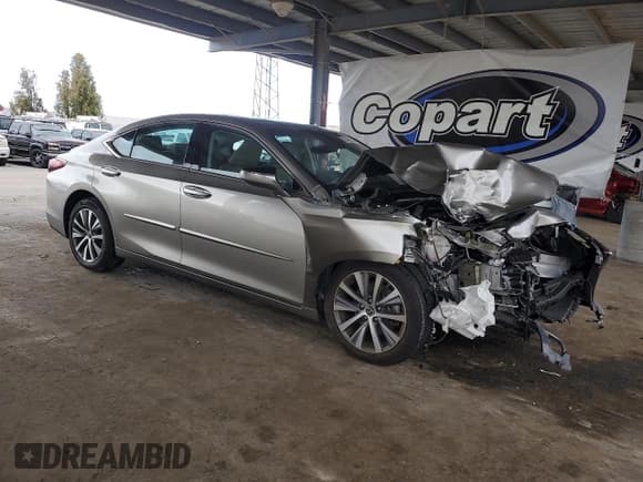 ✅ 2021 Lexus ES 350 • VIN: 58ACZ1B15MU103190 • Lot: 93403105. Wystawiony na Copart z przebiegiem 58 960 mil. Bezpłatny archiwum sprzedaży aukcyjnych z USA i szczegółowy raport historii pojazdu na DreamBid. Zdjęcie 4.