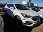 ✅ 2017 Hyundai Santa Fe 2.4L • VIN: 5XYZT3LB2HG394376 • Lot: 69557252. Wystawiony na Copart z przebiegiem 79 000 mil. Bezpłatny archiwum sprzedaży aukcyjnych z USA i szczegółowy raport historii pojazdu na DreamBid. Zdjęcie 4.