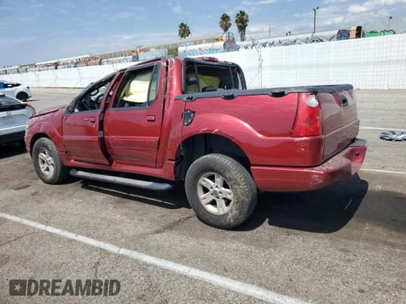 ✅ 2005 Ford Explorer Sport Trac XLS • VIN: 1FMDU67K15UA70974 • Лот: 70322444. Опубликован ранее на Copart с пробегом Не указан. Бесплатный доступ к архиву аукционных продаж из США и подробный отчёт об истории автомобиля на DreamBid. Изображение 2.