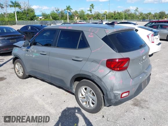 ✅ 2021 Hyundai Venue SE • VIN: KMHRB8A32MU109370 • Lot: 43575030. Listed on IAAI with 48,985 mi. Free auction sales archive from the USA and detailed vehicle history report at DreamBid. Image 3.