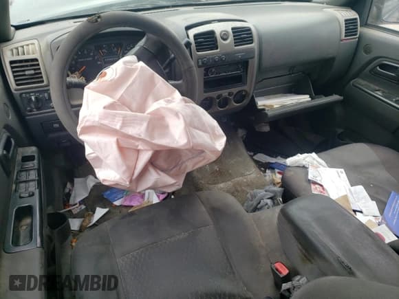 ✅ 2006 GMC Canyon SLE1 • VIN: 1GTDT136768143150 • Lot: 52889145. Listed on Copart with 301,370 mi. Free auction sales archive from the USA and detailed vehicle history report at DreamBid. Image 8.