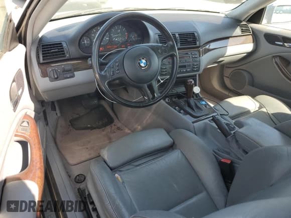 ✅ 2003 BMW 3 Series 325Ci • VIN: WBABN33423PG60319 • Lot: 55254215. Listed on Copart with 138,800 mi. Free auction sales archive from the USA and detailed vehicle history report at DreamBid. Image 8.