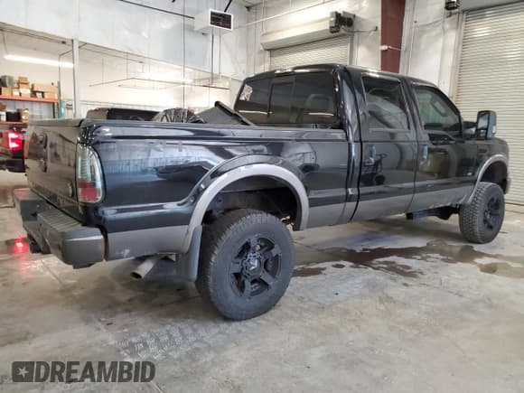✅ 2010 Ford F-250 XL • VIN: 1FTSW2B5XAEB29380 • Lot: 85056275. Listed on Copart with 197,436 mi. Free auction sales archive from the USA and detailed vehicle history report at DreamBid. Image 3.