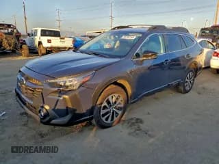 ✅ 2025 Subaru Outback Premium • VIN: 4S4BTACC7S3134691 • Lot: 95704745. Listed on Copart with 13,877 mi. Free auction sales archive from the USA and detailed vehicle history report at DreamBid. Image 1.